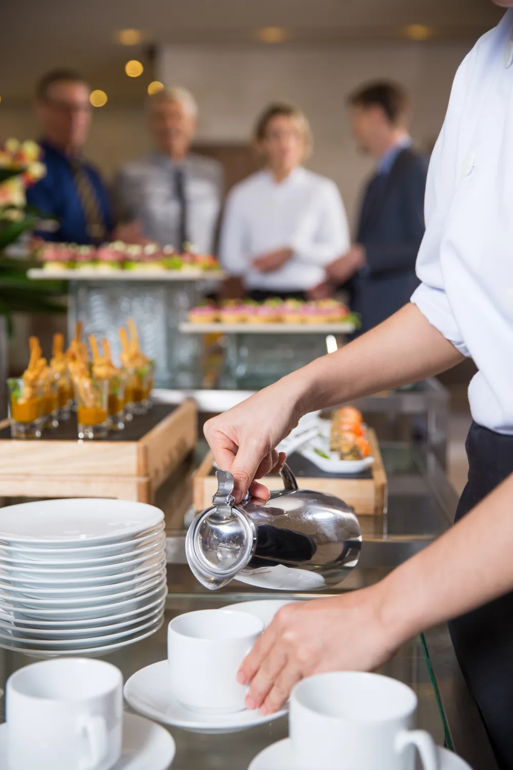 Restaurants & Food Service